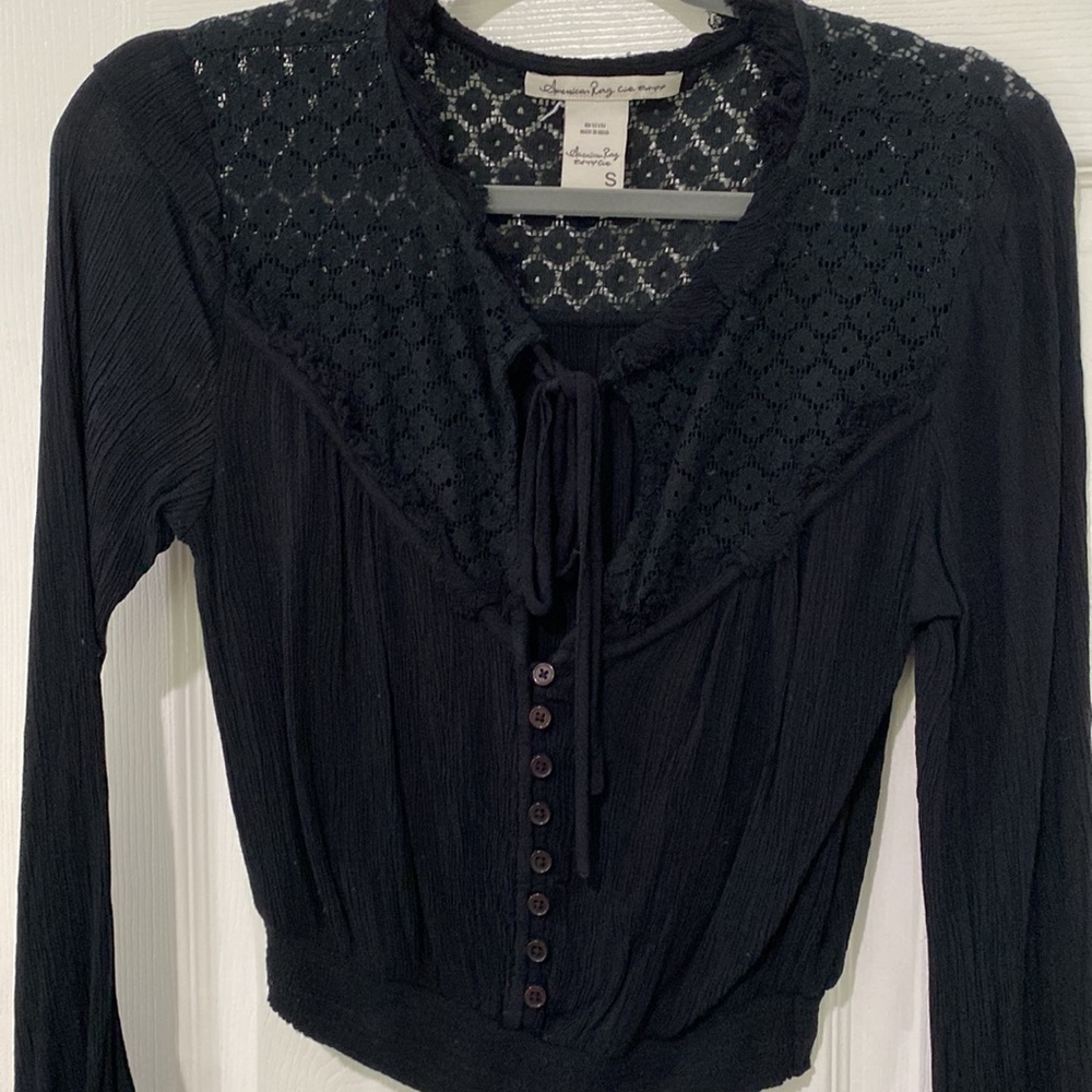 Black Top - Picture 2 of 5